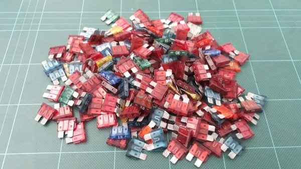 ฟิวส์รถยนต์ แบบ STANDARD ฟิวส์เสียบแท้ญี่ปุ่น