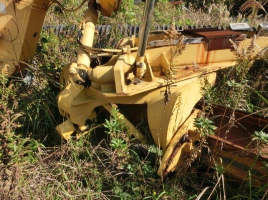 ขายรถ MOTOR GRADER KOMATSU GD825A-2 Year 1993 สภาพสวย สนใจติดต่อ อำพล 090-9694506/ 080-3031241