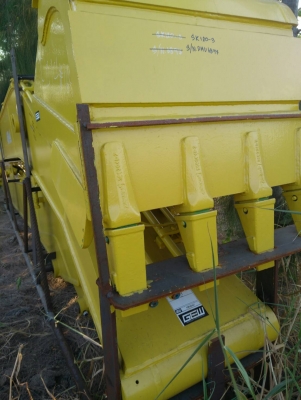 ชุดบูมอาร์มยาว 40 ฟุต KOBELCO SK120 ของใหม่จากนอก พึ่งนำเข้ามา อุปกรณ์ครบชุด