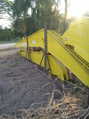 ชุดบูมอาร์มยาว 40 ฟุต KOBELCO SK120 ของใหม่จากนอก พึ่งนำเข้ามา อุปกรณ์ครบชุด