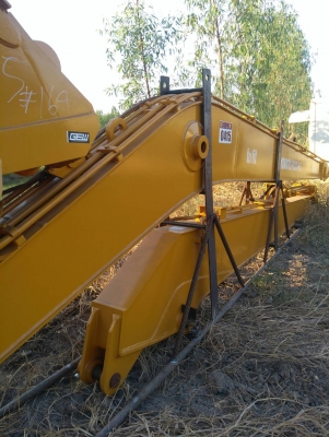 ชุดบูมอาร์มยาว 40 ฟุต KOMATSU PC120 ของใหม่จากนอก พึ่งนำเข้ามา อุปกรณ์ครบชุด