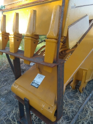 ชุดบูมอาร์มยาว 40 ฟุต KOMATSU PC120 ของใหม่จากนอก พึ่งนำเข้ามา อุปกรณ์ครบชุด