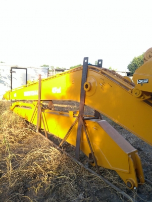 ชุดบูมอาร์มยาว 40 ฟุต KOMATSU PC120 ของใหม่จากนอก พึ่งนำเข้ามา อุปกรณ์ครบชุด