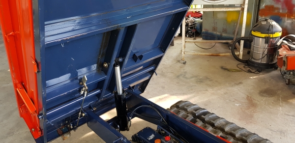 750 โล 7 แรง แทรคยาง 90 \% ราคา  สอบถามได้ ต่อรองได้ ขายได้ขายพร้อมใช้งาน กะบะกว้าง 1.10 x 1.70 ซ.ม.