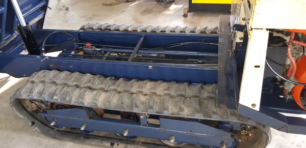 750 โล 7 แรง แทรคยาง 90 \% ราคา  สอบถามได้ ต่อรองได้ ขายได้ขายพร้อมใช้งาน กะบะกว้าง 1.10 x 1.70 ซ.ม.