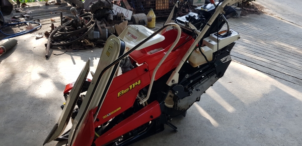 รถเกี่ยวข้าวมัดทิ้ง ได้ครับ id 0819170852 รถเกี่ยวข้าวมัดทิ้ง ได้ครับ id 0819170852