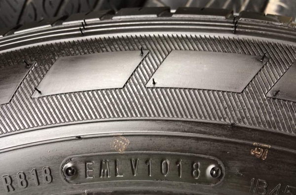 ล้อแม็กป้ายแดง Mitsu Triton ขอบ 15 พร้อมยางป้ายแดง 215-70-15 Dunlop ปี 18 แม็กสวย ตุ่มยางอลัง