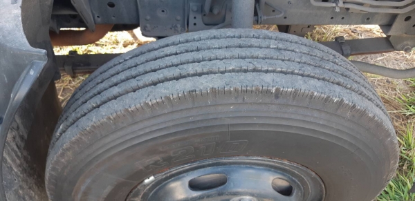 6ล้อตู้แห้งยาว5เมตร Isuzu NPR 75Kปี55-150 แรงม้า รถสวยแอร์เย็น ยางเต็มมี2คัน