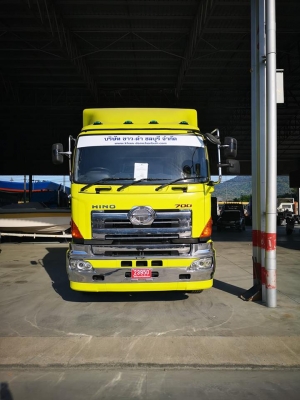 หัวลาก10ล้อ