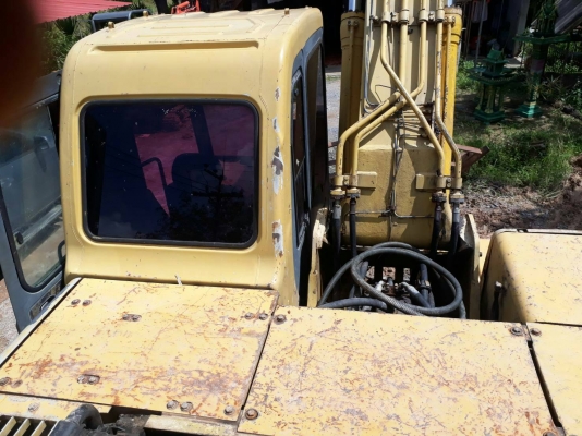 มี VDO ให้ชม.KOMATSU PC200-6 ซีเรียล 93826 เอกสารเล่ม ระบบไฟเต็ม ราคา 670000