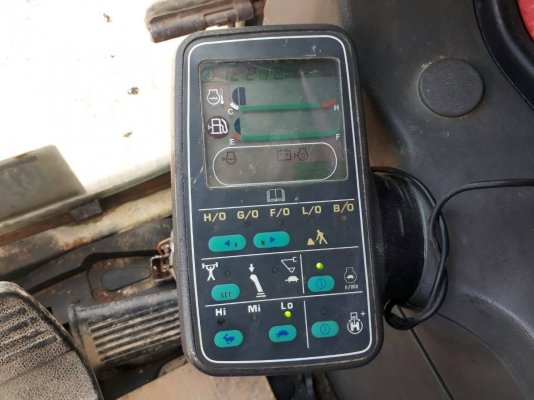 มี VDO ให้ชม.KOMATSU PC200-6 ซีเรียล 93826 เอกสารเล่ม ระบบไฟเต็ม ราคา 670000