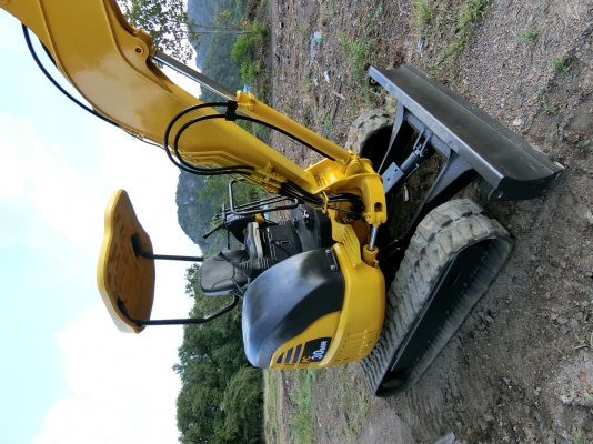 ขายรถขุดแบคโฮ KOMATSU 30MR-1 ขนาดPc-30 รถเก่านอกแท้100\% #คอลโทนสั้นปั๊มนิ้ว เครื่องดี ระบบไว รถพร้อมใช้งาน เอกสารใบอินวอยครบ????ราคา 410,000 ต่อรองได้???? ☎️ สนใจติดต่อ 096-3268553 (สถิตย์พันธ์) ???? ID LINE 0963268553  ร้านรุ่งเจริญแทรกเตอร์ อำเภอพระพุทธ