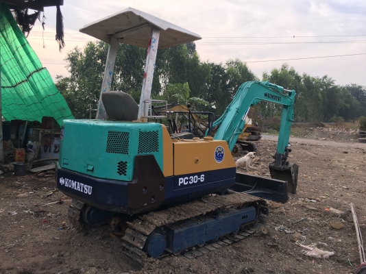 ขายKOMATSU PC30-6 รถสวยพร้อมใช้งาน รถไวและแรงดี ทำงานปกติไม่มีปัญหาใดๆ ช่วงล่างดี ราคาต่อรองได้ โทร0616613023 แพรว ขาย195000 รถอยู่บางเลน นครปฐม