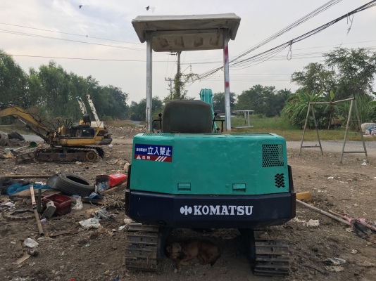 ขายKOMATSU PC30-6 รถสวยพร้อมใช้งาน รถไวและแรงดี ทำงานปกติไม่มีปัญหาใดๆ ช่วงล่างดี ราคาต่อรองได้ โทร0616613023 แพรว ขาย195000 รถอยู่บางเลน นครปฐม