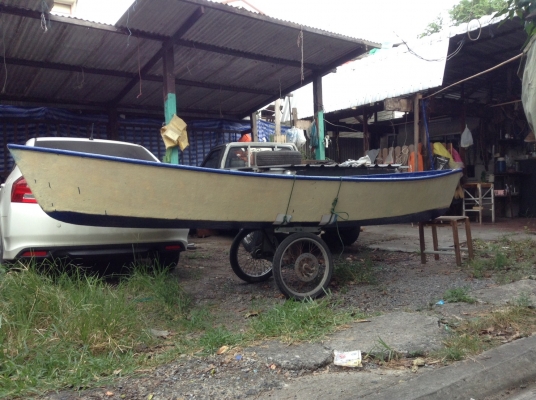 ขายเรือไฟเบอร์ไทยๆ ยาว 14ฟุต กวัาง120 cm ลึก 40 cm ขายเรือไฟเบอร์ไทยๆ ยาว 14ฟุต กวัาง120 cm ลึก 40 cm