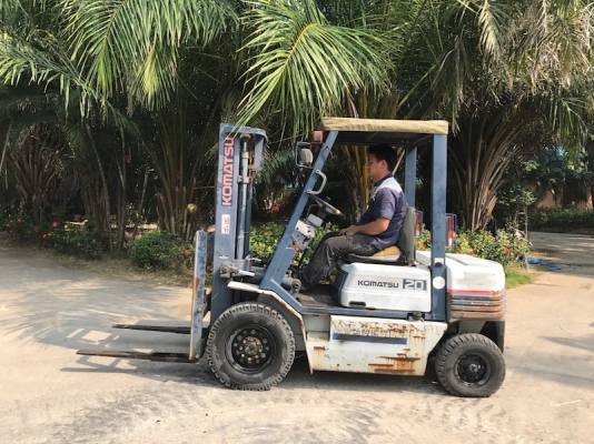 (ลดกระหน่ำ)ขายFORKLIFT KOMATSU FG20-11(2ตัน) สวยเดิมจากญี่ปุ่น ยังไม่เคยใช้ในไทย 125,000เท่านั้น!!