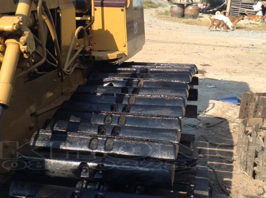 ขายด่วน รถแทรกเตอร์ D20รุ่น7 komatsu ตีนเป็ด 70 รถสวยพร้อมใช้ ขาย 255000 บาท