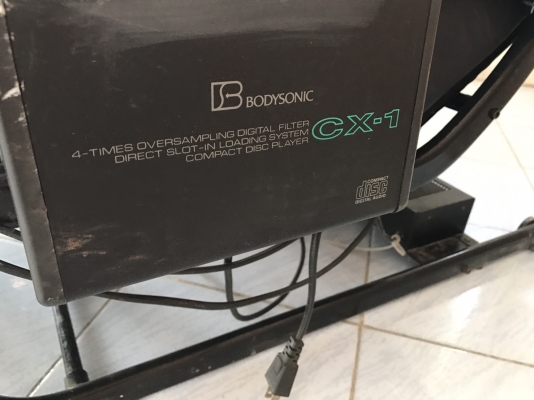 เก้าอี้ดนตรี Body Sonic