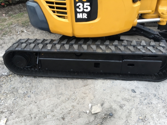 รถขุดเล็ก Komatsu PC35MR2 เก่านอก ญี่ปุ่นแท้ แทรคยาง สภาพนางฟ้า สนใจติดต่อ 0874880101 รถขุดเล็ก Komatsu PC35MR2 เก่านอก ญี่ปุ่นแท้ แทรคยาง สภาพนางฟ้า สนใจติดต่อ 0874880101