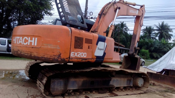 มีวีดีโอขายแบคโฮ HITACHI EX200-3 ปี 40 พร้อมใช้เล่มทะเบียนราคา 590,000 ต่อรอง