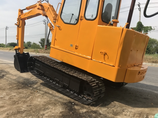 Komatsu Pc40-1สภาพดีเก่าญี่ปุ่น .มีใบอินวอยไม่เคยใช้ในไทย Komatsu Pc40-1สภาพดีเก่าญี่ปุ่น .มีใบอินวอยไม่เคยใช้ในไทย