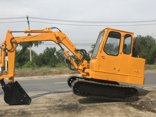 Komatsu Pc40-1สภาพดีเก่าญี่ปุ่น .มีใบอินวอยไม่เคยใช้ในไทย