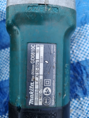 ขายเจียรคอยาวแกน 8 มิล มือ2 ปรับรอบความเร็วได้ ยี่ห้อ MAKITA .รุ่น GD0810 กำลัง 750W ขายเจียรคอยาวแกน 8 มิล มือ2 ปรับรอบความเร็วได้ ยี่ห้อ MAKITA .รุ่น GD0810 กำลัง 750W