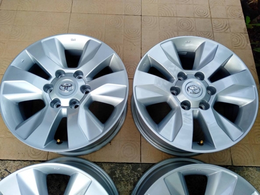 ล้อแม็กรีโว่ ขอบ17 6รู139.7 ถอดป้ายแดง ชุด4วง