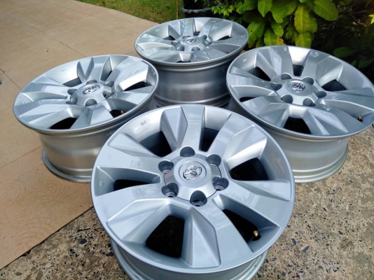 ล้อแม็กรีโว่ ขอบ17 6รู139.7 ถอดป้ายแดง ชุด4วง