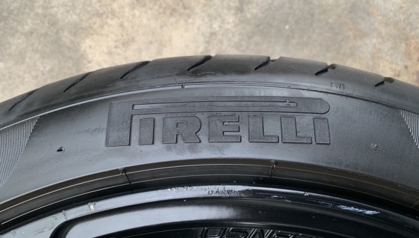 ล้ออะไหล่ ล้อแม็ก Lenso ขอบ 18 พร้อมยาง 235-40-18 Pirelli ปี 15 แม็กไม่ดุ้ง ไม่คด ดอกยางหนาปึก