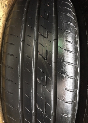 ยาง Bridgestone 195-65-15 ปี 16 ดอกยางหนาปึกทุกเส้น
