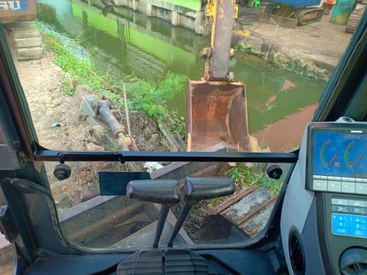 ขายจ้า..KOMATSU PC78US-8. เก่านอกแท้  ปี 2011  เดิมๆๆมีลายแย๊ก   พร้อมผานดัน  4,xxx ชั่วโมง  พร้อมใช้ โทร 089-3818694 จ๊อย