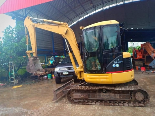 มาใหม่จ้า CATERPILLAR. 305CCR. เก่านอกแท้  สภาพสวย เดิมๆๆ  มีผานดัน  เครื่องปั๊มดี 3,xxx. ชั่วโมง  พร้อมใช้  โทร 089-3818694 จ๊อย..
