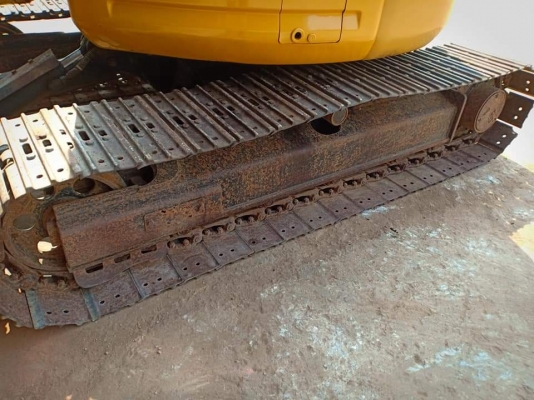 มาใหม่จ้า CATERPILLAR. 305CCR. เก่านอกแท้  สภาพสวย เดิมๆๆ  มีผานดัน  เครื่องปั๊มดี 3,xxx. ชั่วโมง  พร้อมใช้  โทร 089-3818694 จ๊อย..