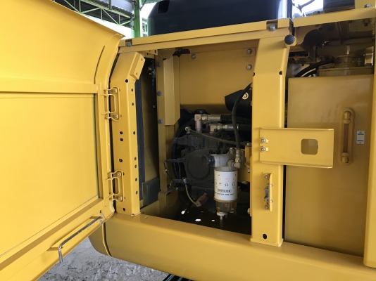 ขาย KOMATSU PC130-8 สภาพสวยๆ พร้อมใช้งาน 4800 ชั่วโมง(PM7000ชม) ชมรถได้ทุกวัน สนใจติดต่อ 081-4283210