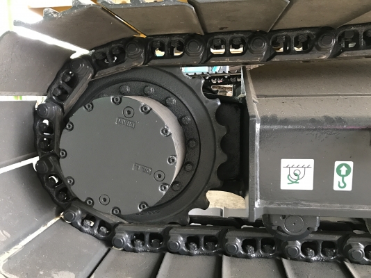 ขาย KOMATSU PC130-8 สภาพสวยๆ พร้อมใช้งาน 4800 ชั่วโมง(PM7000ชม) ชมรถได้ทุกวัน สนใจติดต่อ 081-4283210