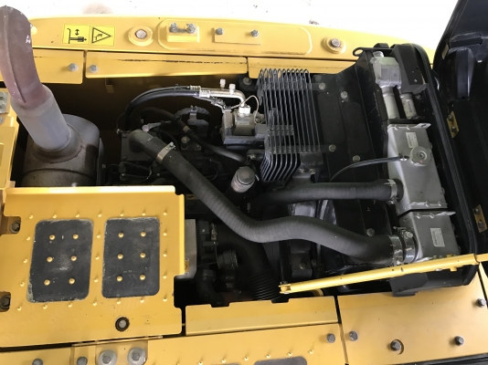 ขาย KOMATSU PC130-8 สภาพสวยๆ พร้อมใช้งาน 4800 ชั่วโมง(PM7000ชม) ชมรถได้ทุกวัน สนใจติดต่อ 081-4283210