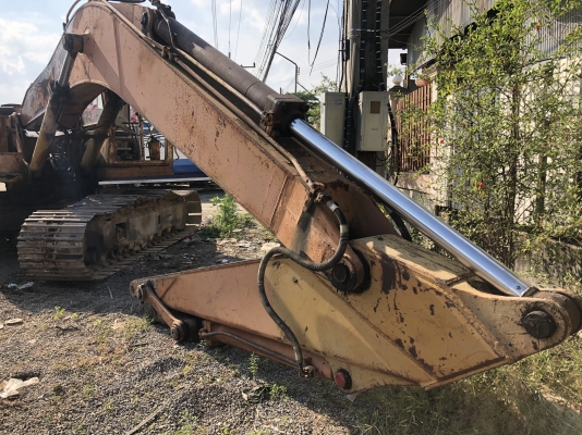 แยกขายแมคโค KOMATSU PC200-2LC