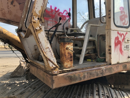 แยกขายแมคโค KOMATSU PC200-2LC