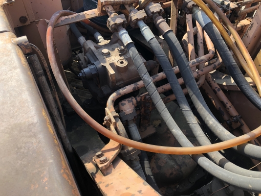 แยกขายแมคโค KOMATSU PC200-2LC