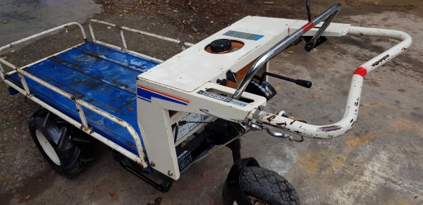 รถสามล้อเดินตาม สอบถามได้ต่อรองได้ขายได้ขาย พร้อมใช้งาน