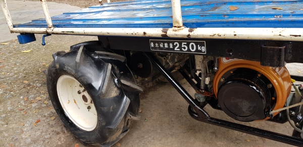 รถสามล้อเดินตาม สอบถามได้ต่อรองได้ขายได้ขาย พร้อมใช้งาน