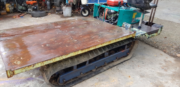 รถแทรคยางการเกษตร   กะบะ 1.10 x 1.70 ซ.ม.