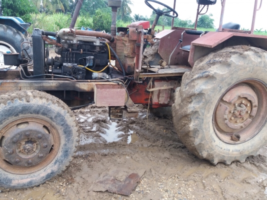 ขายรถไถmtราคา45000บาทสนใจ0810076640