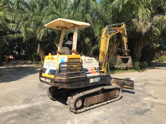 ขายแบคโฮ YANMAR B27(เท่าPC30) เดิมจากญี่ปุ่น100\% ทำงานสมบูรณ์ทุกระบบ รับรองไม่ผิดหวัง235,000 เท่านั