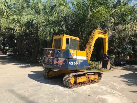 ขายแบคโฮ KOMATSU PC60-5(ปั้มนิ้ว) ครบๆ สวยเดิมจากญี่ปุ่น ทำงานสมบูรณ์ทุกระบบ รับรองไม่ผิดหวัง 385,000 เท่านั้น!!