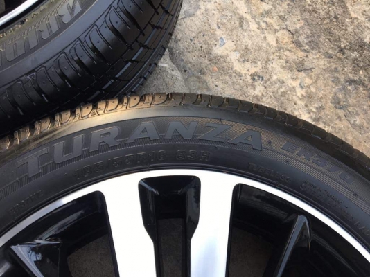 ล้อแม็กป้ายแดง Honda Jazz GK ตัวท๊อป ขอบ16 พร้อมยางป้ายแดง Bridgestone 185-55-16 ปี18 แม็กสวยกริ๊บๆ มีตุ่ม