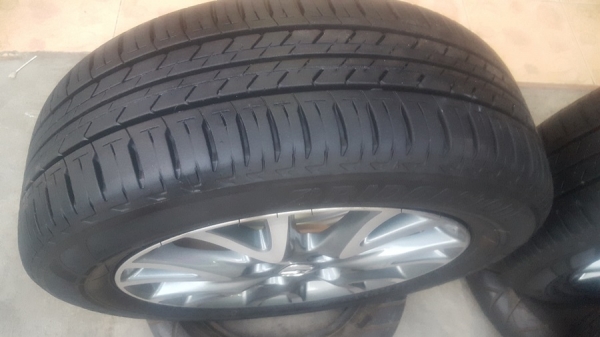 ขายล้อ Honda City Society 15 ยางปี16  4 ล้อ