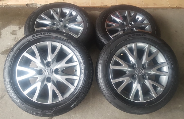 ขายล้อ Honda City Society 15 ยางปี16  4 ล้อ