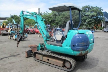 ขายรถแบคโฮ KOMATSU PC35R-8 (มีหัวแย็กปูน พร้อมบุ้งกี๋)